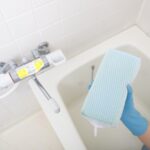 風呂掃除の頻度はシャワーのみの場合どうなる？清潔なバスルームを維持するための最良の方法