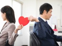 夫の職場で好きな人の存在に気づいたら…夫婦関係を保つ方法とは？